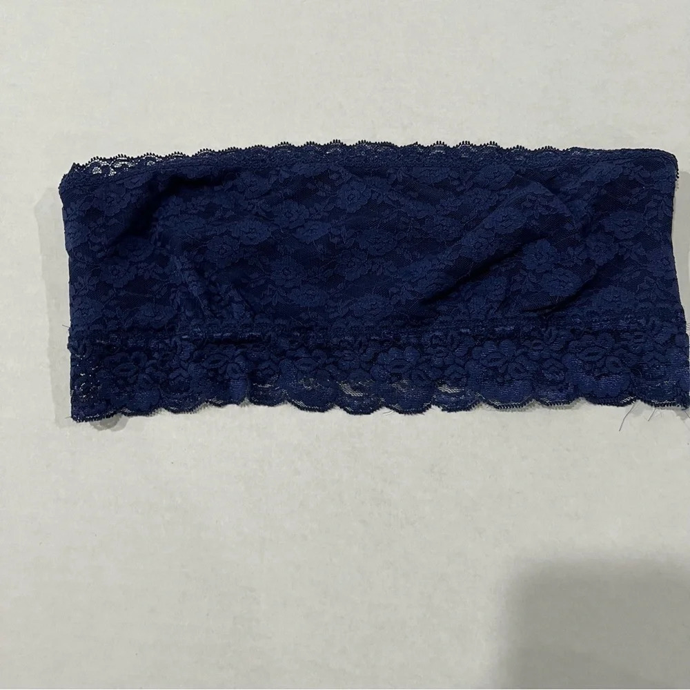Victoria’s‎ Secret Pink size Medium lace bandeau bralette blue